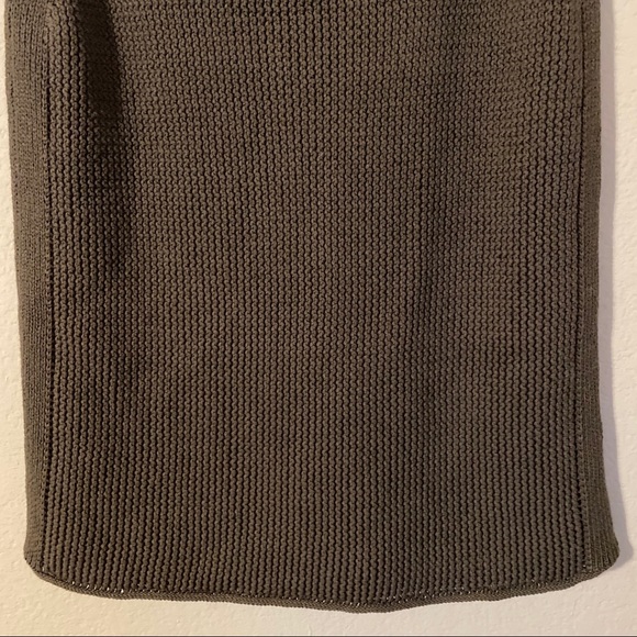 VINCE green lattice stitch scoop neck tank top - Picture 4 of 11